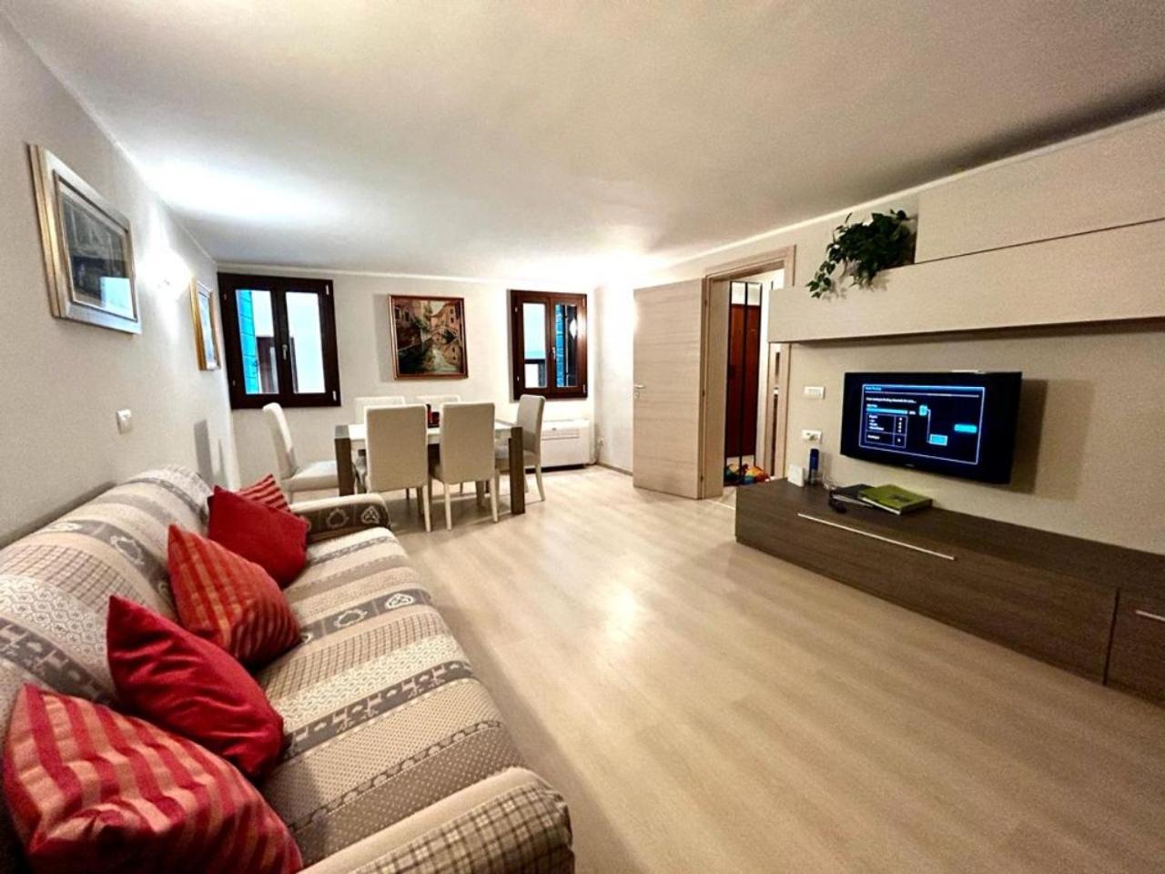 Grimaldi Apartments San Marco & Castello Венеция Экстерьер фото